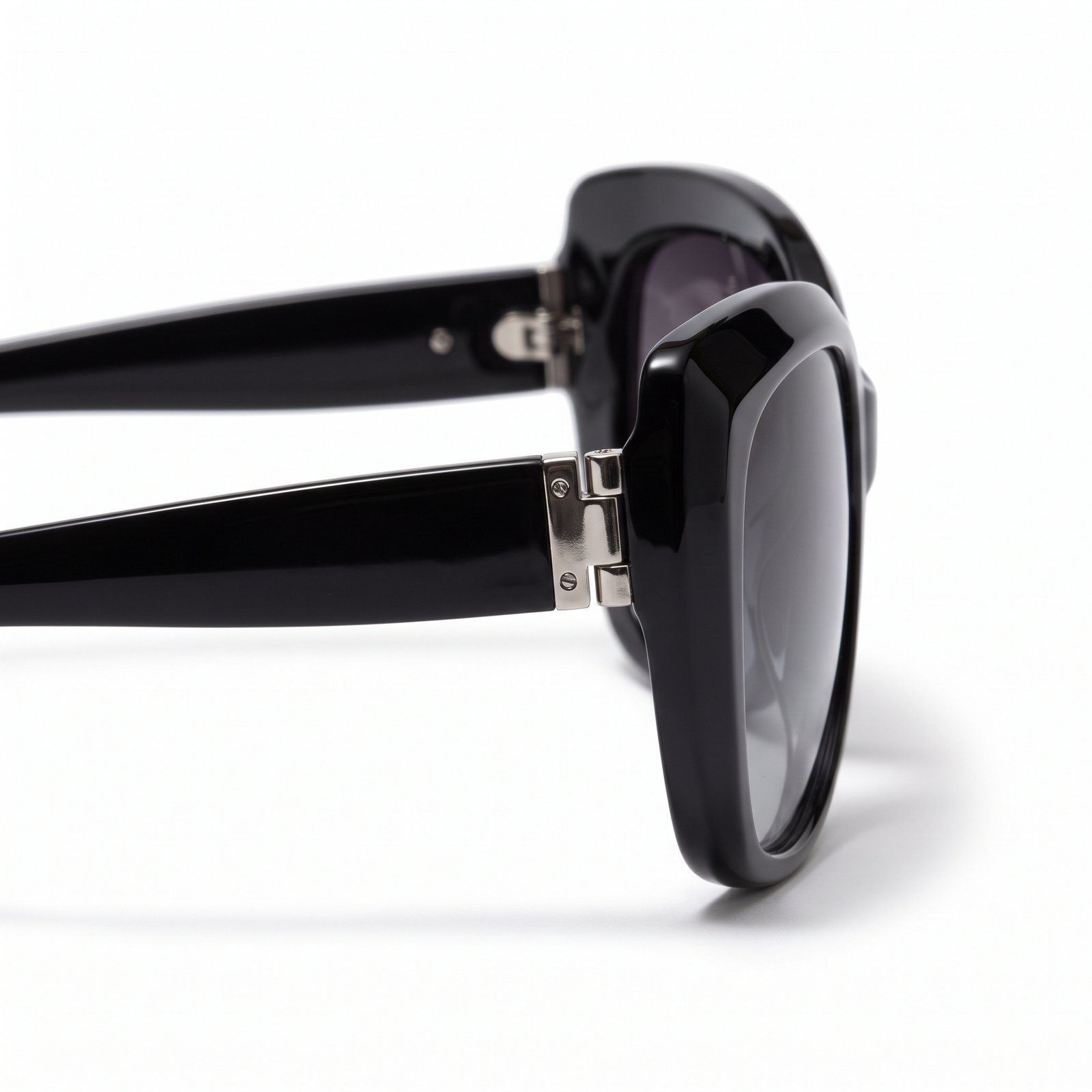 Oversized Black Cat-Eye - Image 2