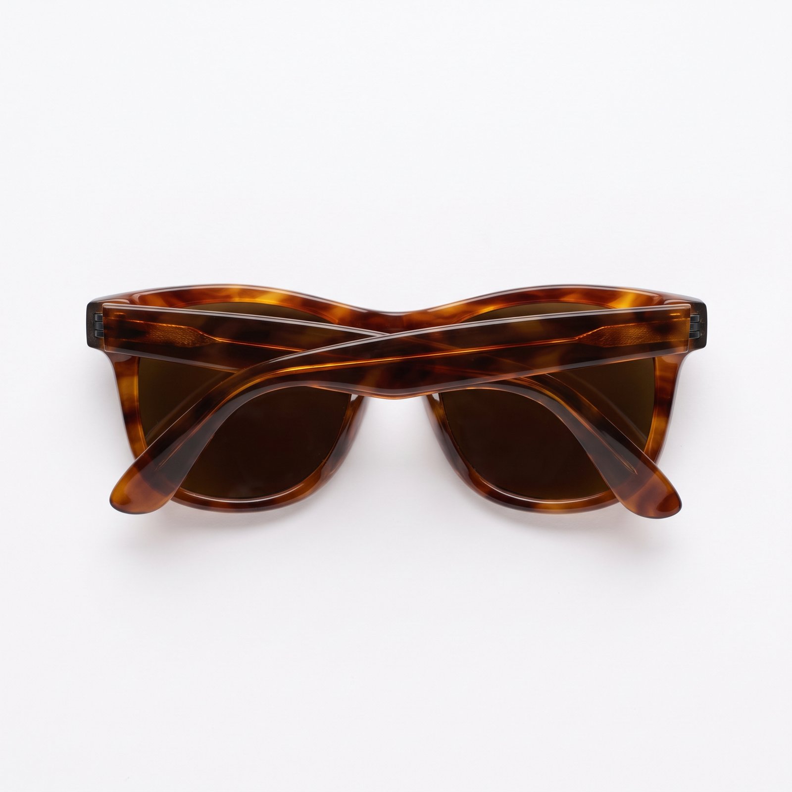 Brown Tortoiseshell Wayfarer - Image 4